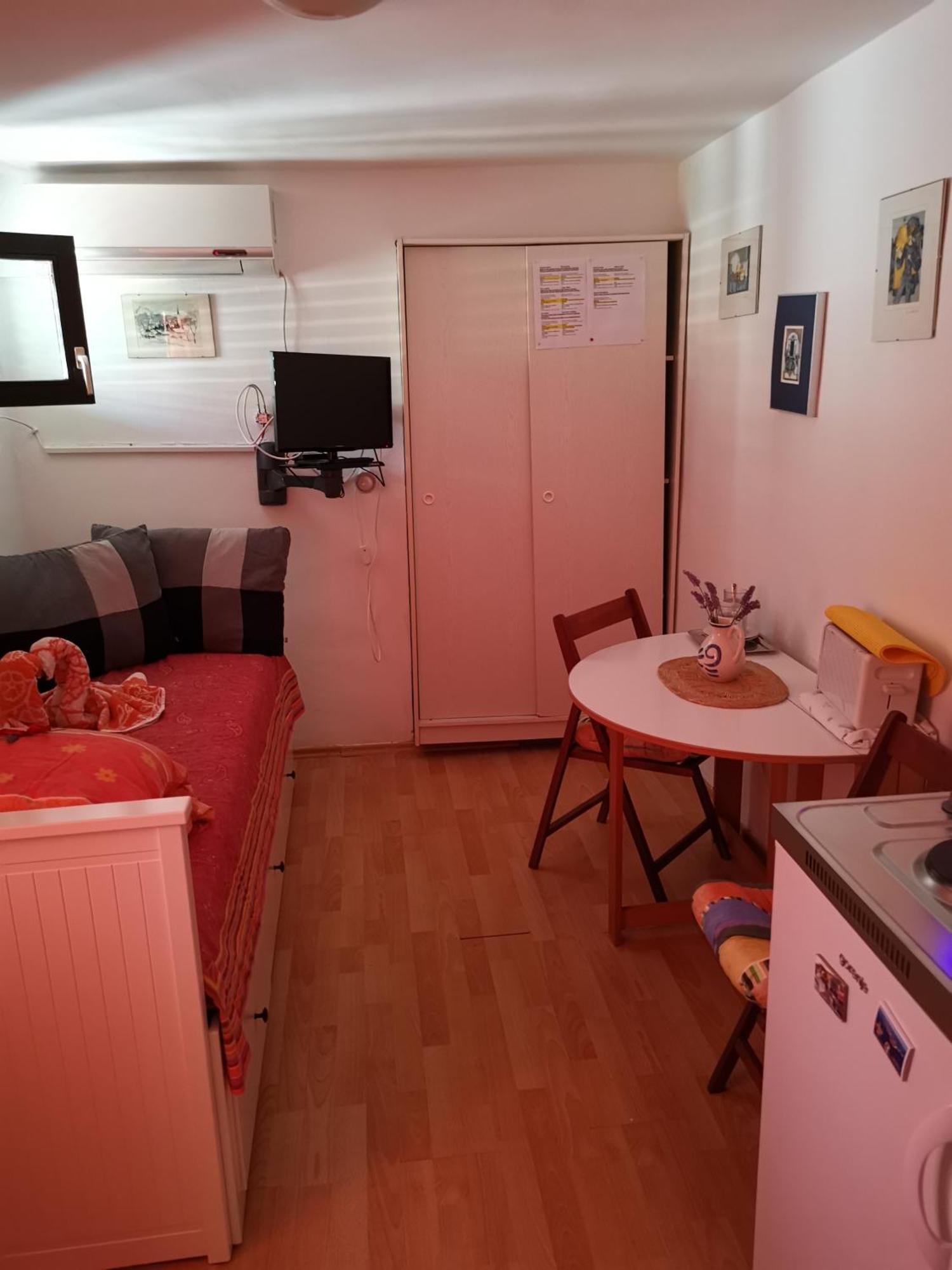 Guest House Accommodation Rupine Premantura Extérieur photo