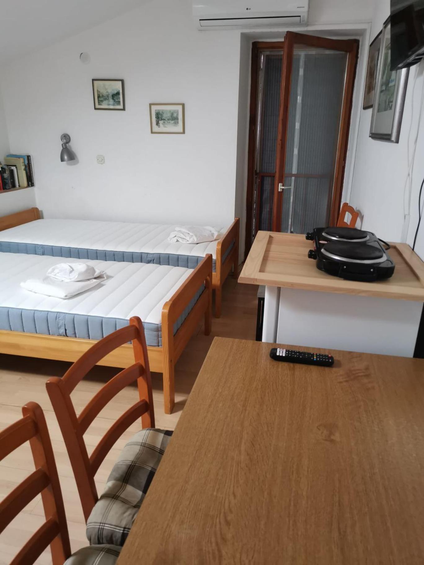Guest House Accommodation Rupine Premantura Extérieur photo